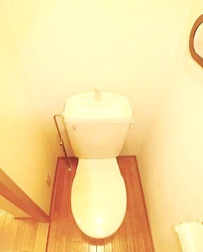 物件内観写真12　(※現在は温水洗浄便座へ変更となっております。)