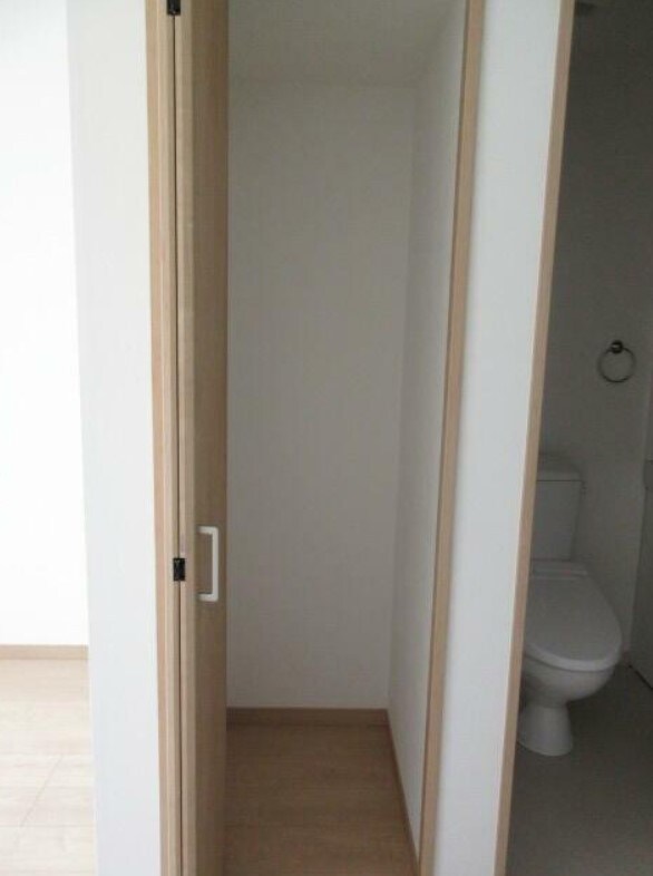 物件内観写真7　(※同建物別部屋参考写真)