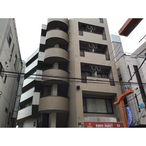 サイドプレイスサカド外観写真