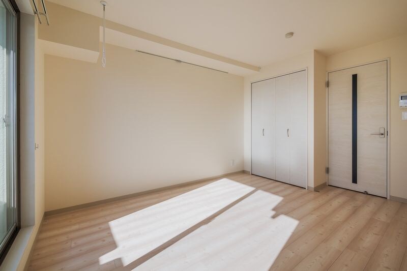 物件内観写真4　(※別号室参考写真)