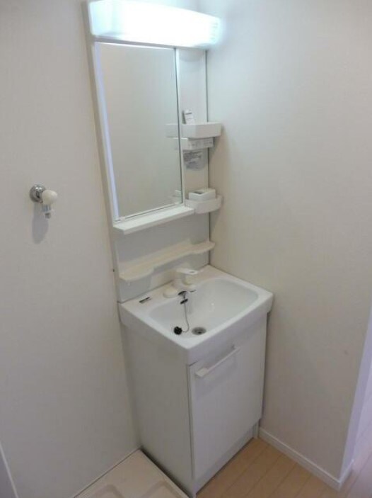 物件内観写真5　(同仕様参考写真となります)