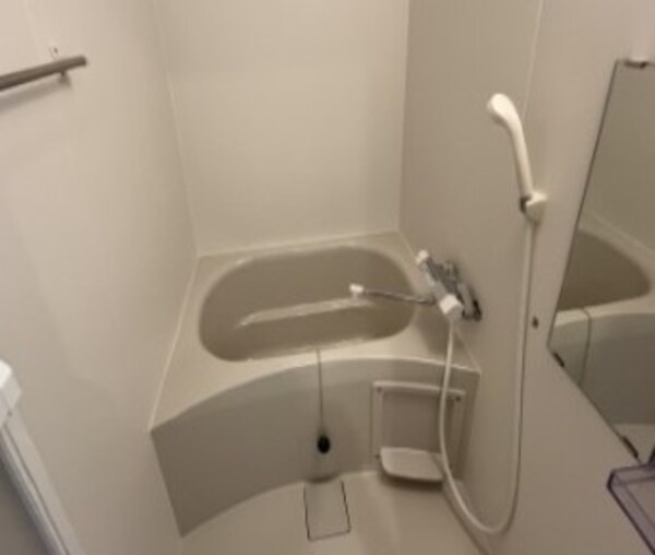 浴室(別部屋参照)