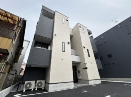 CB原市セレーナ外観写真