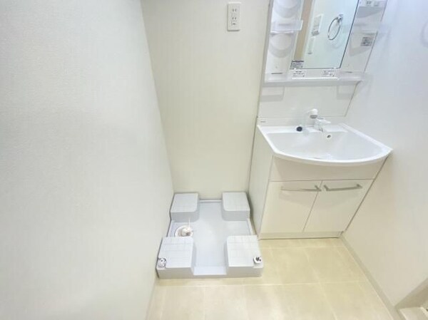独立洗面台