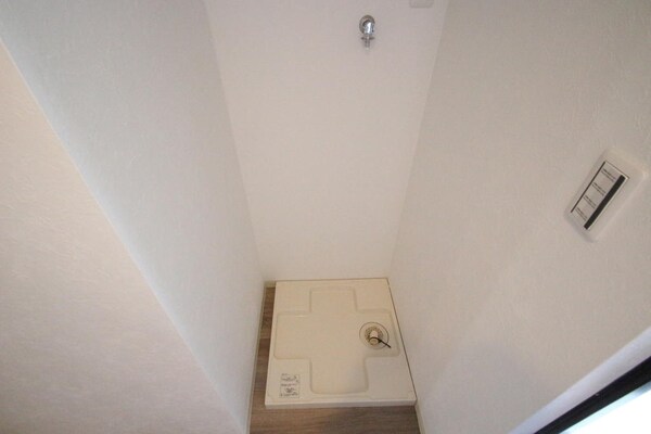 建物設備(別部屋内装写真参照)