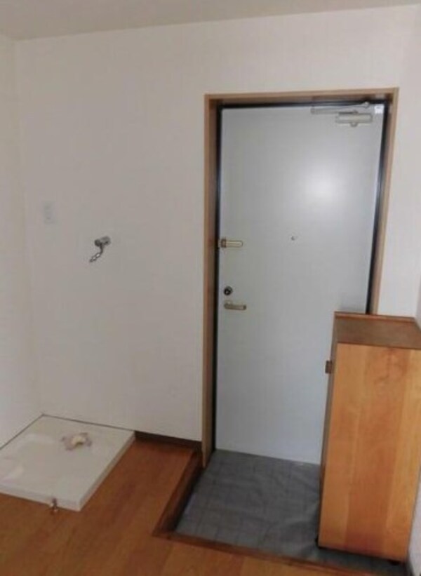 玄関(※別部屋参照)