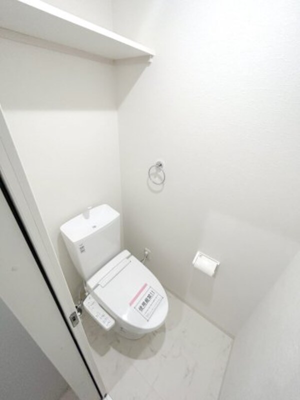 トイレ(同施工参考写真となります)