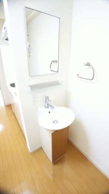 物件内観写真7　(別部屋参考写真となります。)