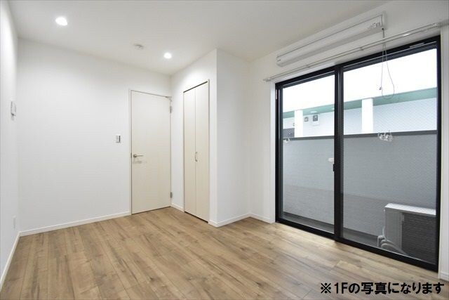 物件内観写真4　(別部屋参考写真となります)