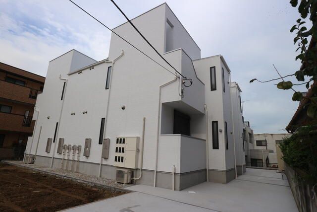 ＧＲＡＮＤＴＩＣ　蓮田