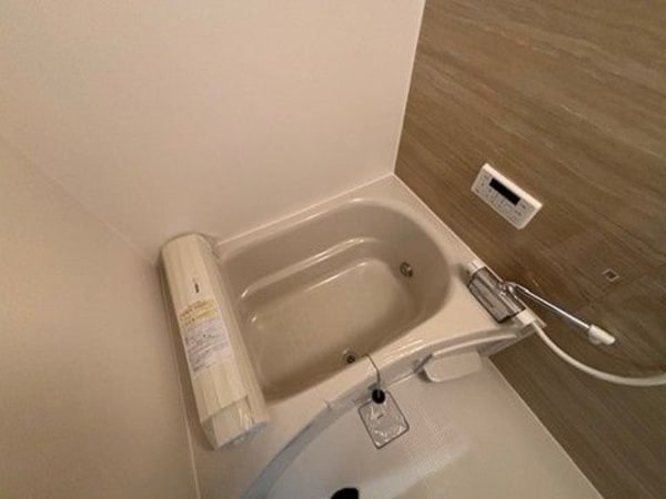 浴室(別部屋参考写真となります)