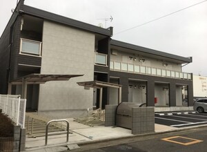 リブリ・伊勢原外観写真