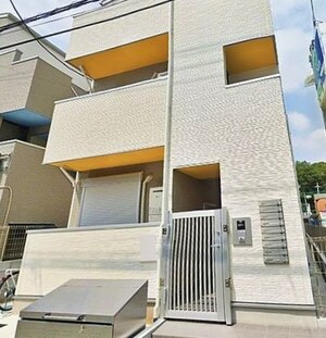 カムリンスリー外観写真