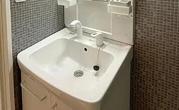 物件内観写真4　(※別号室参考写真)