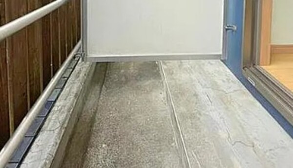 バルコニー(※別号室参考写真)