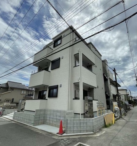 メルディア今成4丁目A号棟外観写真