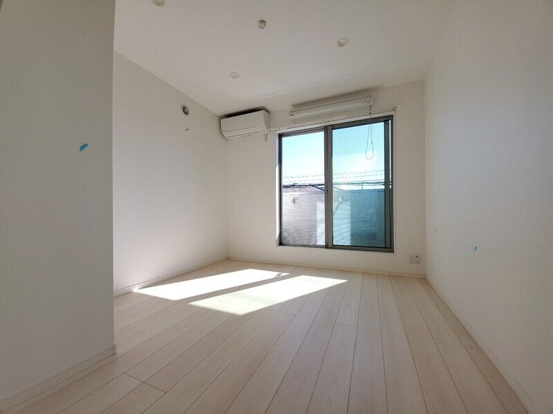 物件内観写真15　(※同仕様反転)