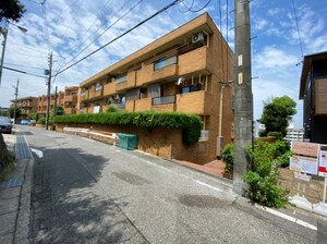 八事八幡山マンション東館外観写真