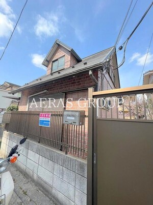 山内邸貸家外観写真