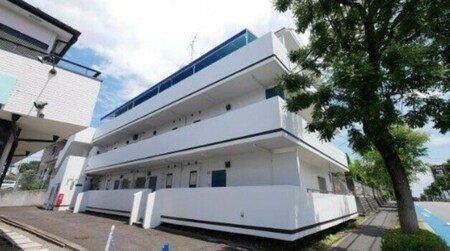 山根マンション外観写真