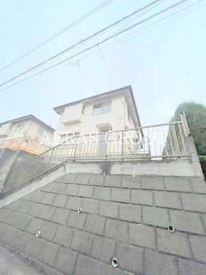 すずかけ台貸家 A棟外観写真