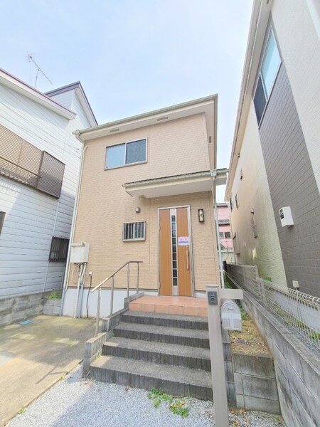 川口・峯戸建て外観写真