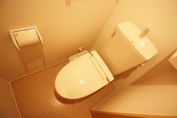 トイレ(※別部屋参考写真です)