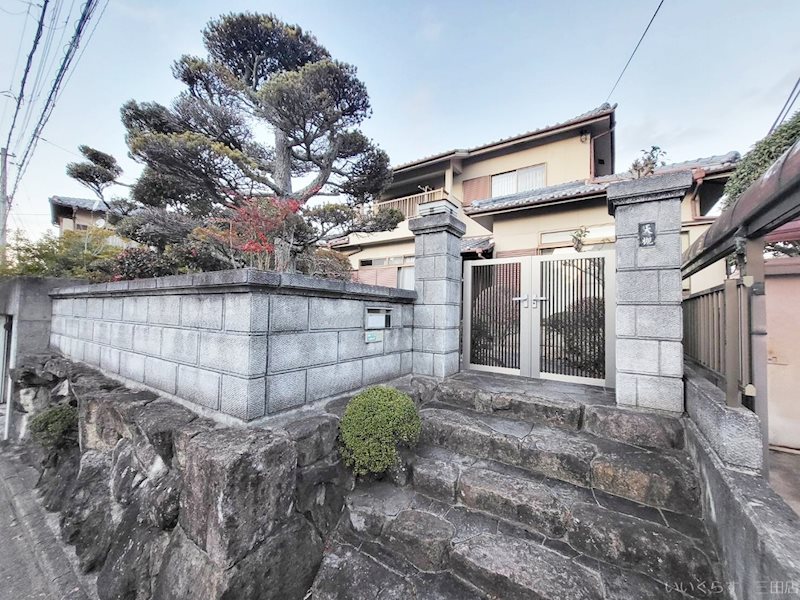 武庫が丘2丁目貸家