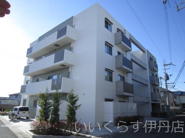 ＣＲＹＳＴＡ荒牧（クリスタアラマキ）の物件外観写真