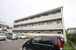 シャーメゾン山本丸橋（ヤマモトマルハシ）Ａ棟外観写真