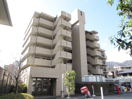 カデット真趣園外観写真