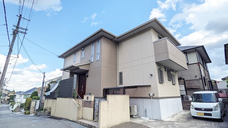 雲雀丘戸建貸家