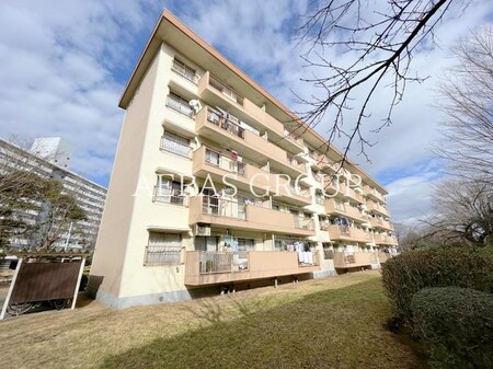 高洲一丁目住宅第壱ー壱八ー八号棟外観写真