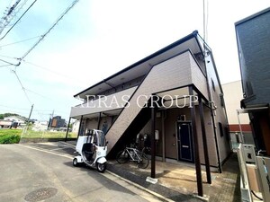 鶴沢コーポB号棟外観写真