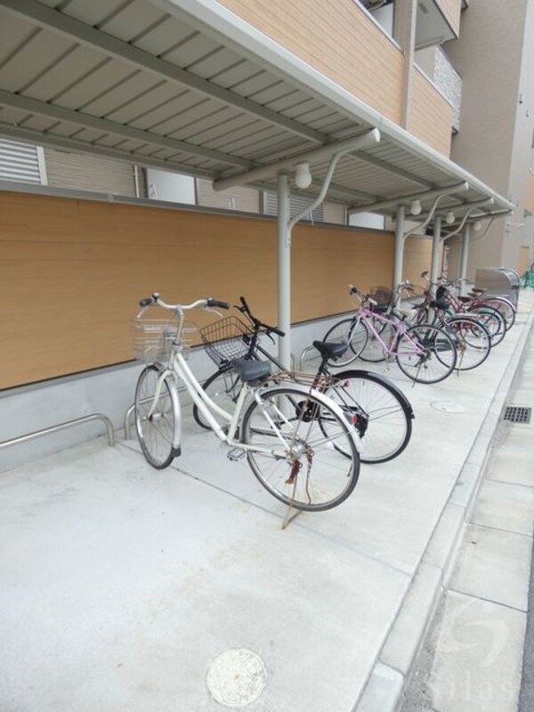 敷地内/建物