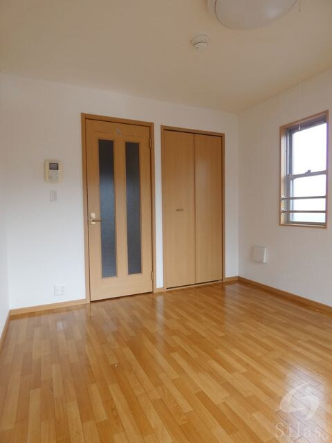 物件内観写真8　(反転タイプ)