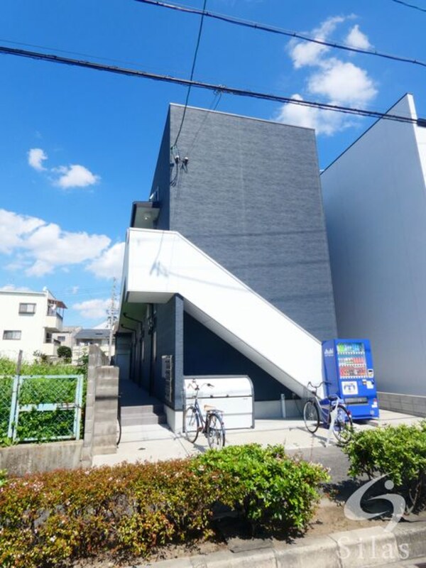 敷地内/建物
