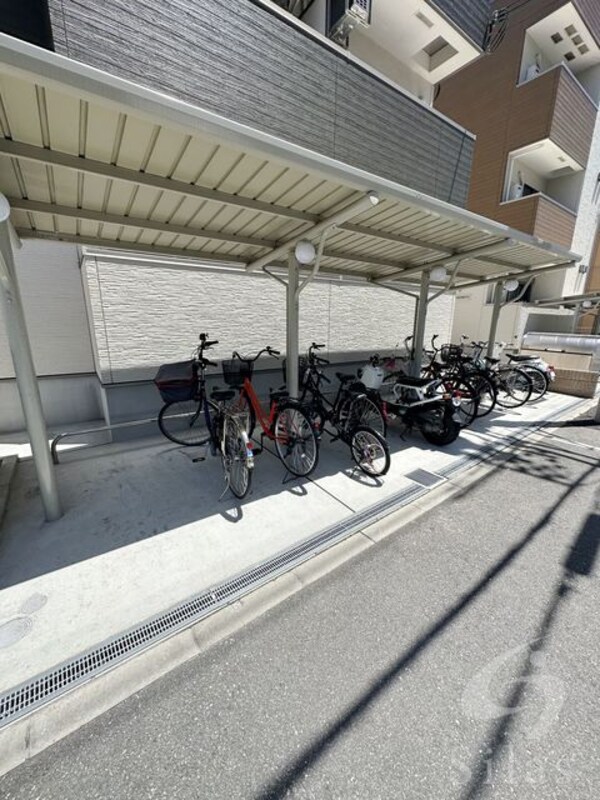 敷地内/建物