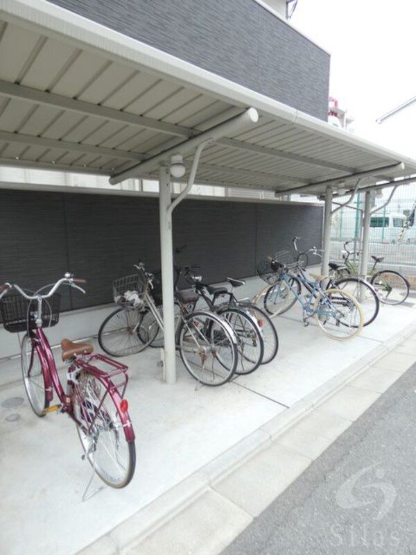 敷地内/建物