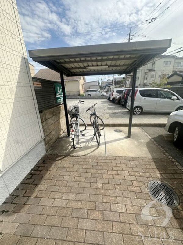 敷地内/建物