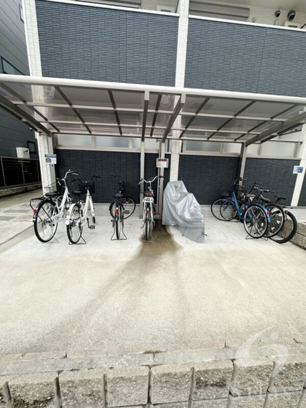 敷地内/建物
