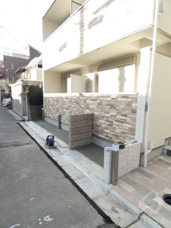敷地内/建物