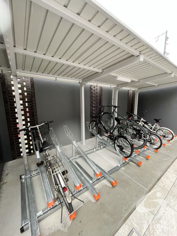 敷地内/建物