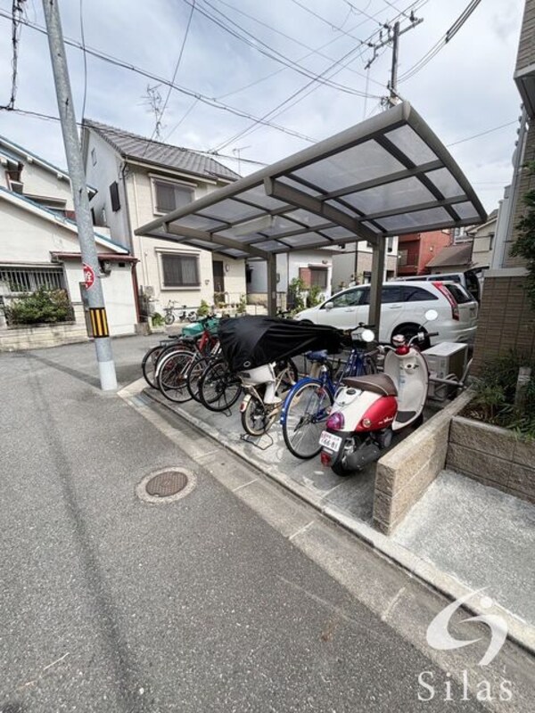 敷地内/建物