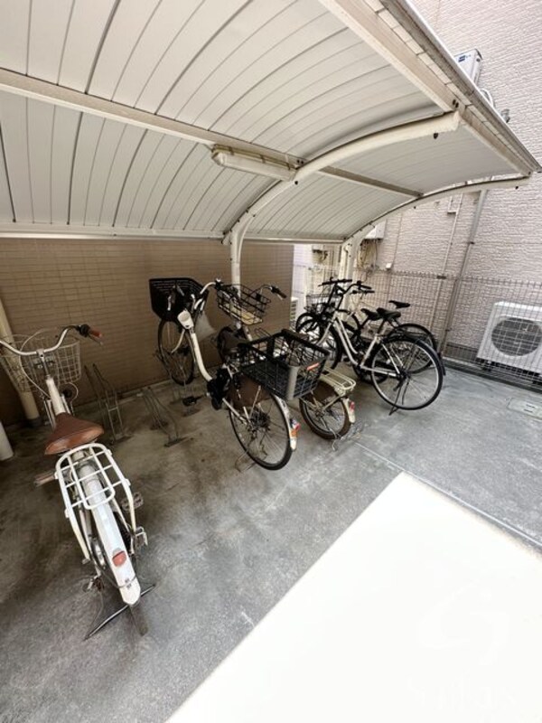 敷地内/建物