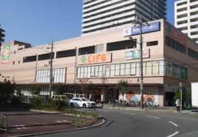 ライフ香里園店