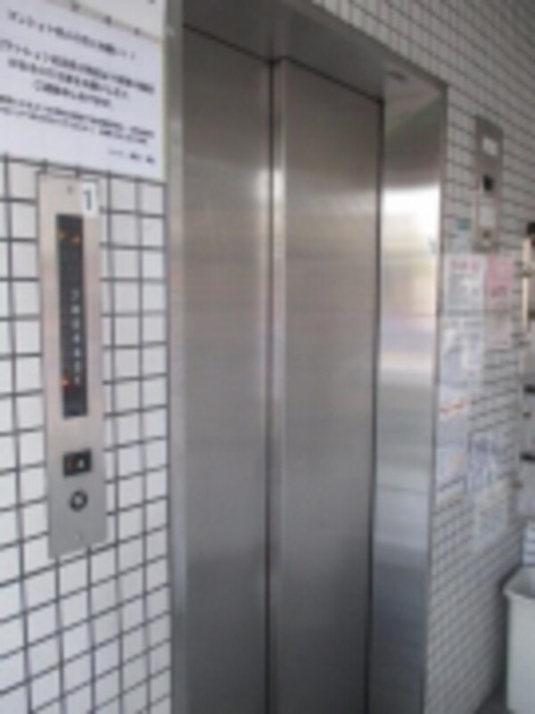 敷地内/建物