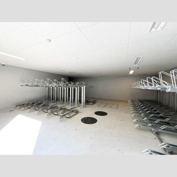 敷地内/建物