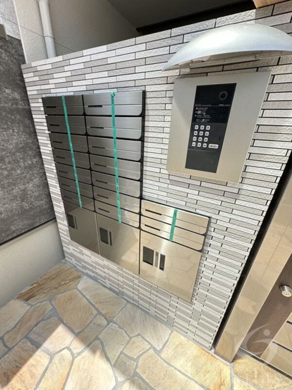 敷地内/建物