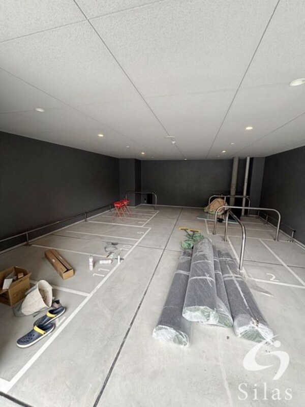 敷地内/建物